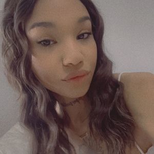 Meet your Posher, Makayla